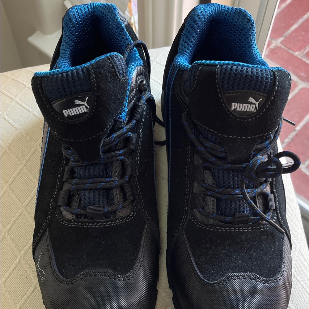 PUMA SAFETY BLACK & BLUE STEEL TOES WORK SHOES Size US11